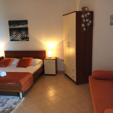 Studio Trogir Ivan Apartment Plano Екстериор снимка